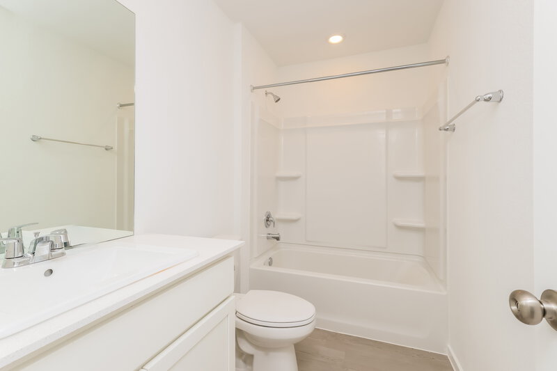 1,570/Mo, 1536 Sunset Ridge Dr Conroe, TX 77303 Bathroom View