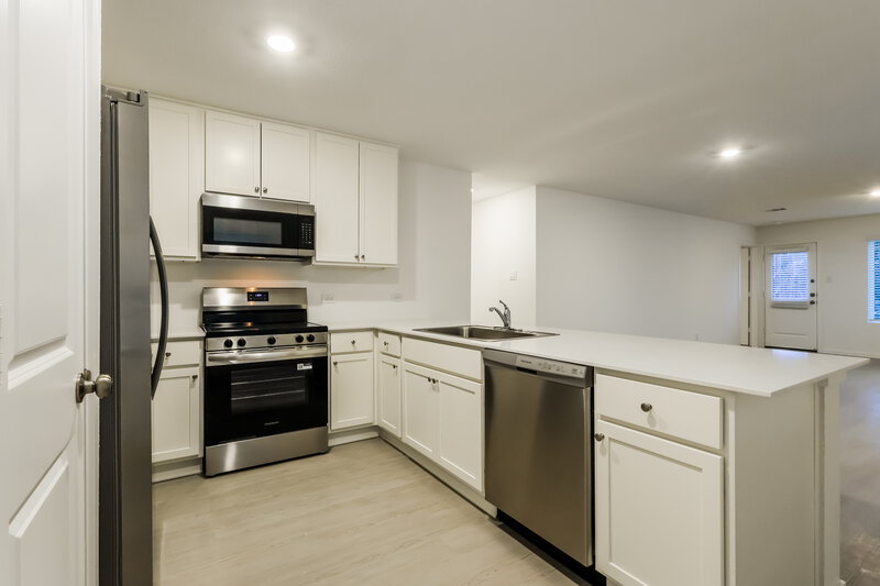 1,865/Mo, 15242 Abella Dr Montgomery, TX 77316 Kitchen View