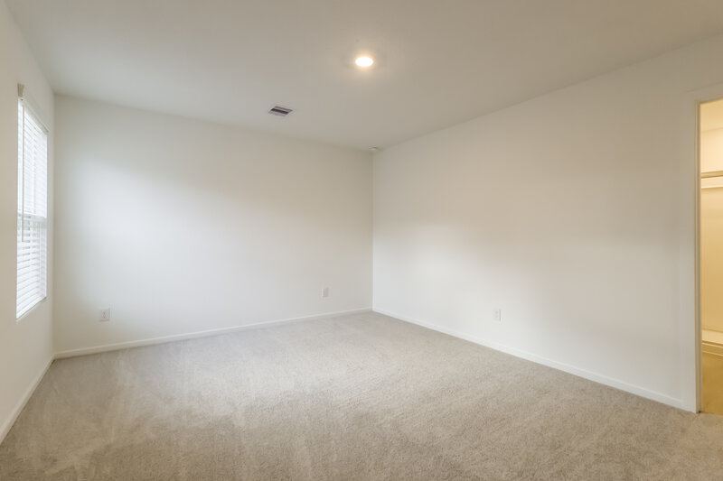 1,985/Mo, 605 Craven St Montgomery, TX 77316 Main Bedroom View 2