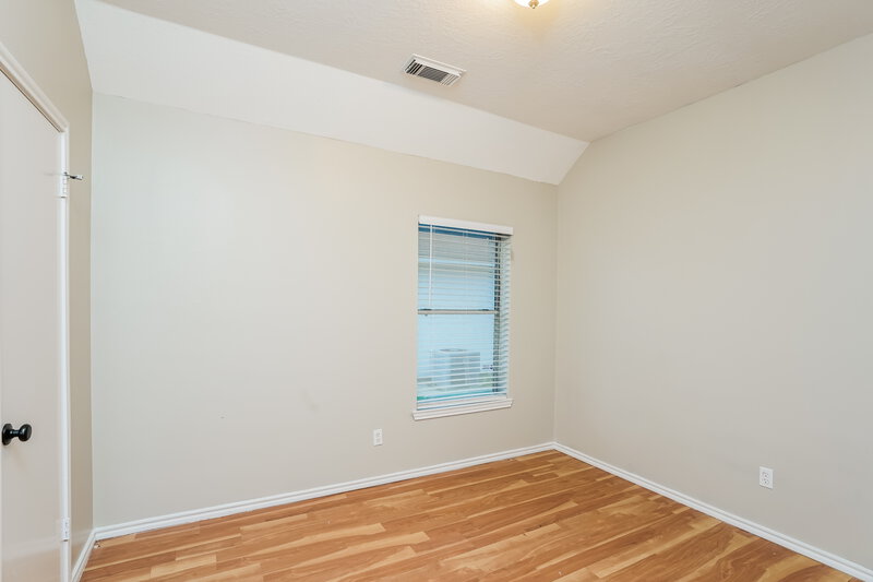 1,880/Mo, 5915 Woodmancote Dr Humble, TX 77346 Bedroom View 2