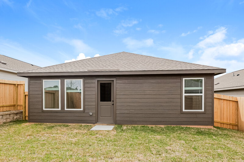 1,815/Mo, 621 Craven St Montgomery, TX 77316 Rear View