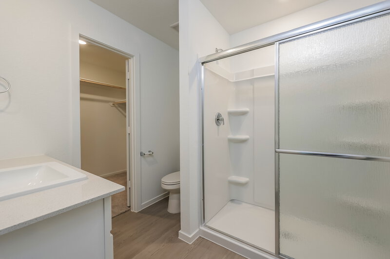 1,600/Mo, 1544 Sunset Ridge Dr Conroe, TX 77303 Main Bathroom View