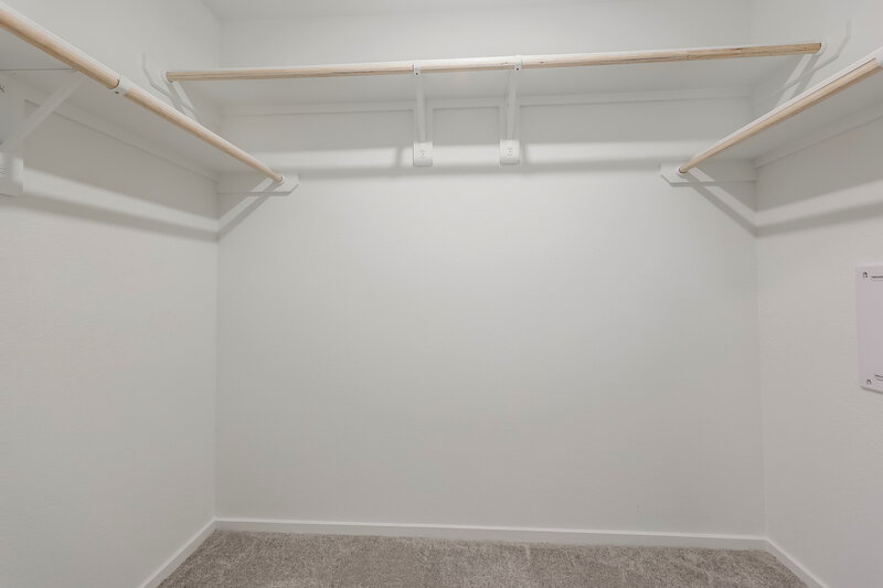 1,600/Mo, 1544 Sunset Ridge Dr Conroe, TX 77303 Walk In Closet View