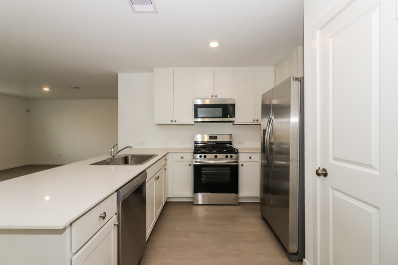 1,795/Mo, 16730 Old Wagon Way Hockley, TX 77447 Kitchen View