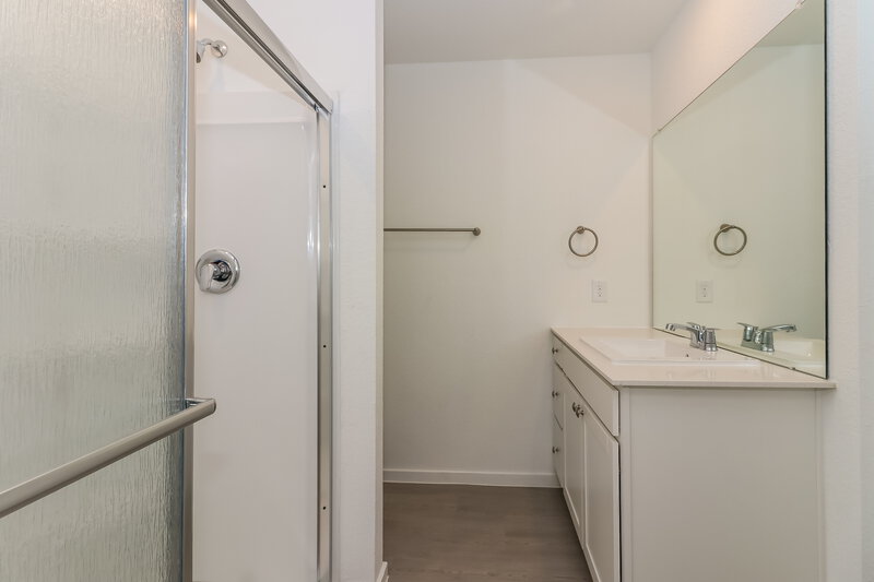 1,795/Mo, 16730 Old Wagon Way Hockley, TX 77447 Main Bathroom View 2