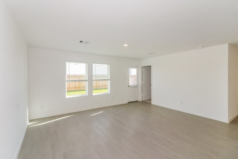 0/Mo, 460 San Miguel Creek Dr Katy, TX 77493 Living Room View 2