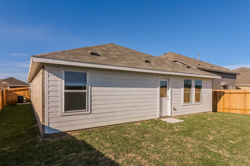 0/Mo, 460 San Miguel Creek Dr Katy, TX 77493 Rear View
