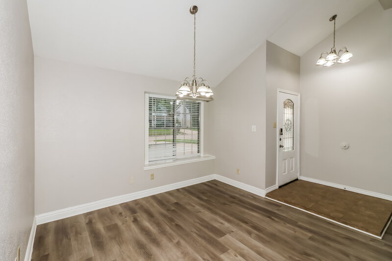 2,130/Mo, 8530 Sunny Ridge Dr Houston, TX 77095 Dining Room View