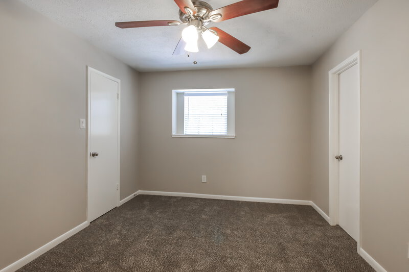 2,110/Mo, 15019 Forest Lodge Dr Houston, TX 77070 Bedroom View