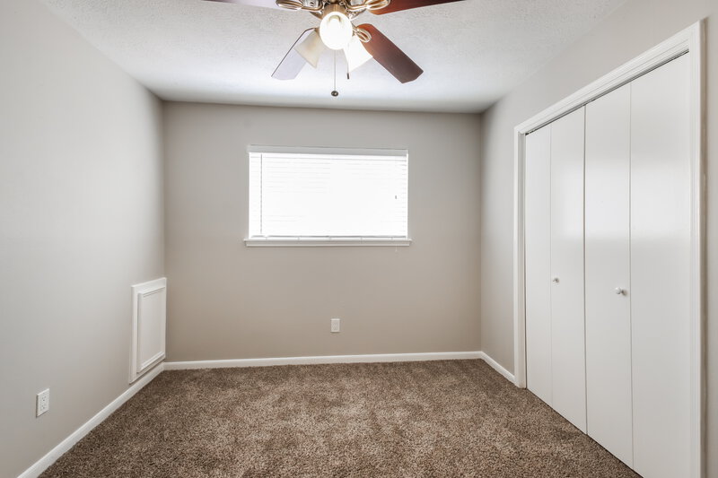 2,110/Mo, 15019 Forest Lodge Dr Houston, TX 77070 Bedroom View 2