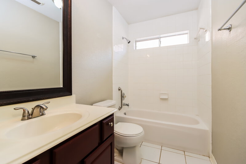 2,030/Mo, 19934 18th Fairway Dr Humble, TX 77346 Bathroom View