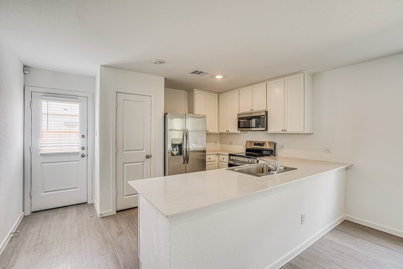 2,105/Mo, 15231 Abella Dr Montgomery, TX 77316 Kitchen View