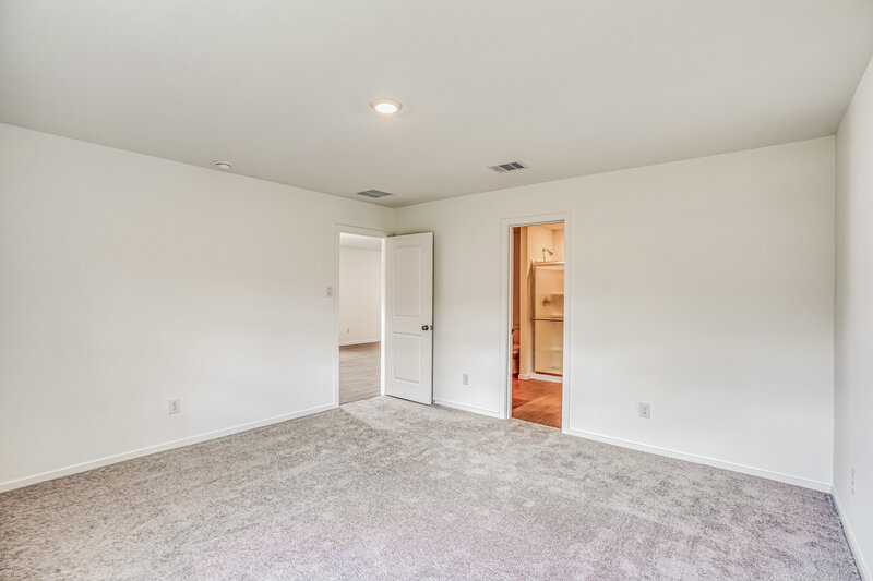 2,105/Mo, 15231 Abella Dr Montgomery, TX 77316 Main Bedroom View 2