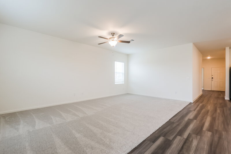 2,010/Mo, 3723 Kennedy Clover Ct Porter, TX 77365 Living Room View