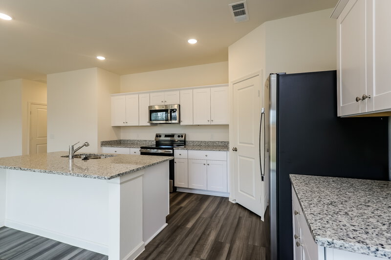 2,080/Mo, 3510 Penhurst Green Ln Porter, TX 77365 Kitchen View 2