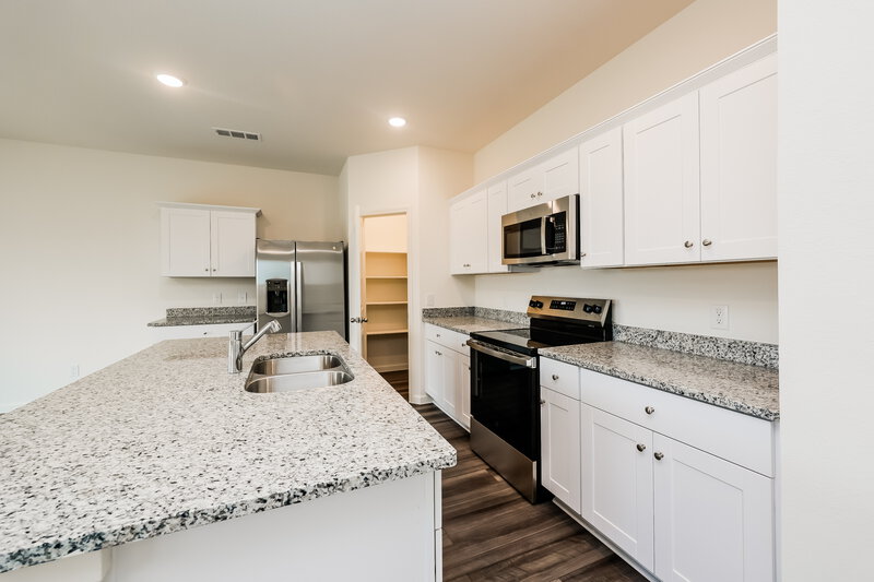 2,080/Mo, 3530 Penhurst Green Ln Porter, TX 77365 Kitchen View