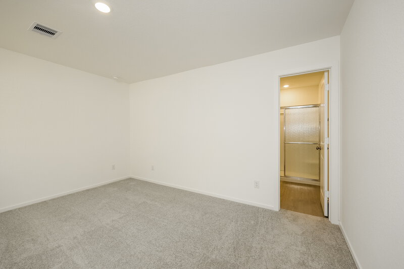 1,995/Mo, 13495 Bay Springs Dr Conroe, TX 77303 Main Bedroom View