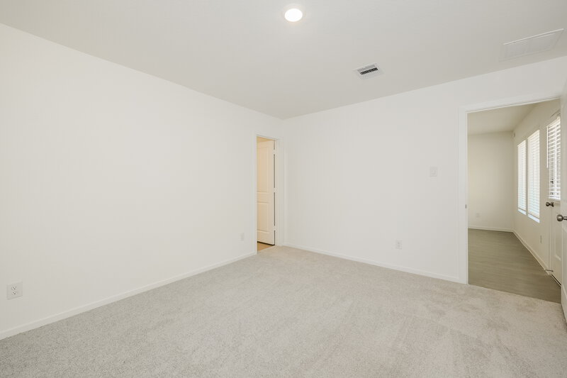 1,995/Mo, 13495 Bay Springs Dr Conroe, TX 77303 Main Bedroom View 2