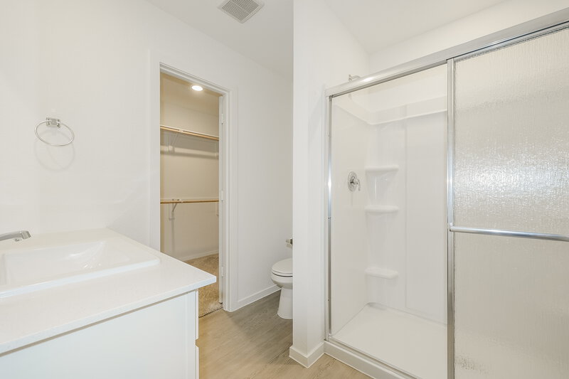 1,995/Mo, 13495 Bay Springs Dr Conroe, TX 77303 Main Bathroom View