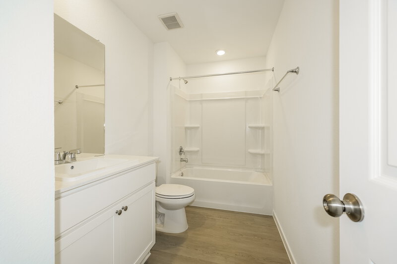 1,995/Mo, 13495 Bay Springs Dr Conroe, TX 77303 Bathroom View