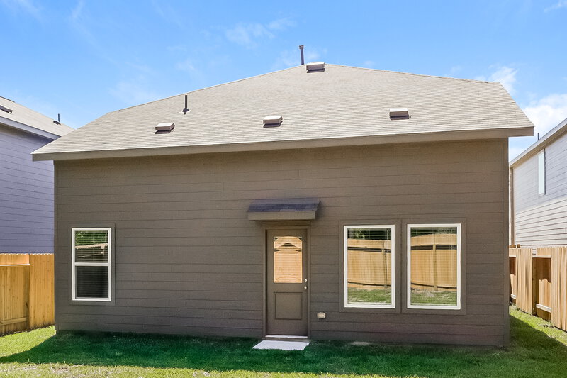 1,995/Mo, 13495 Bay Springs Dr Conroe, TX 77303 Rear View