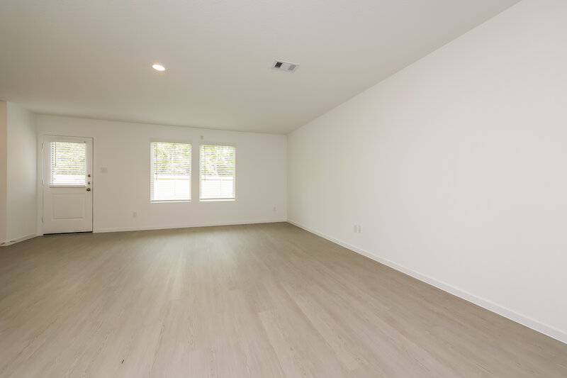 1,995/Mo, 13491 Bay Springs Dr Conroe, TX 77303 Living Room View