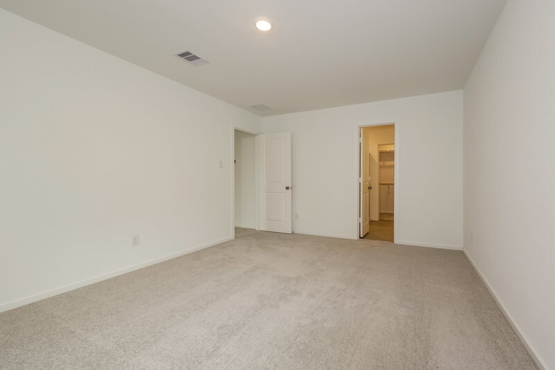 1,995/Mo, 13491 Bay Springs Dr Conroe, TX 77303 Bedroom View 2