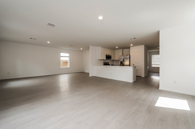 1,790/Mo, 13487 Bay Springs Dr Conroe, TX 77303 Living Room View 2