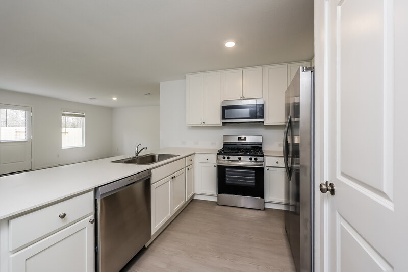 1,790/Mo, 13487 Bay Springs Dr Conroe, TX 77303 Kitchen View