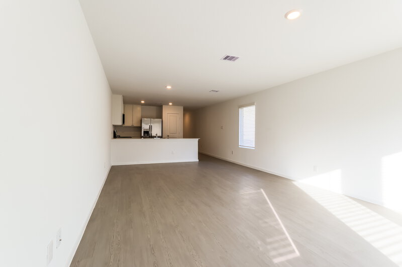 1,605/Mo, 609 Craven St Montgomery, TX 77316 Living Room View 3