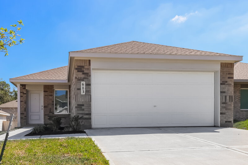 1,880/Mo, 613 Craven St Montgomery, TX 77316 External View