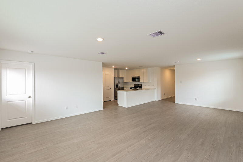 2,095/Mo, 452 San Miguel Creek Dr Katy, TX 77493 Living Room View 2