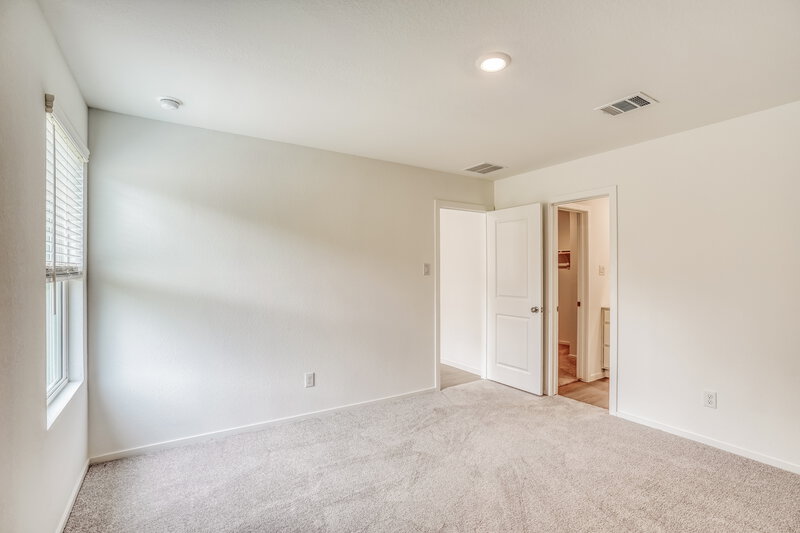 1,985/Mo, 343 Parkin Ct Conroe, TX 77303 Main Bedroom View 2