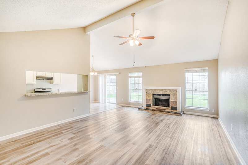 1,775/Mo, 12214 Flaxen Dr Houston, TX 77065 Living Room View