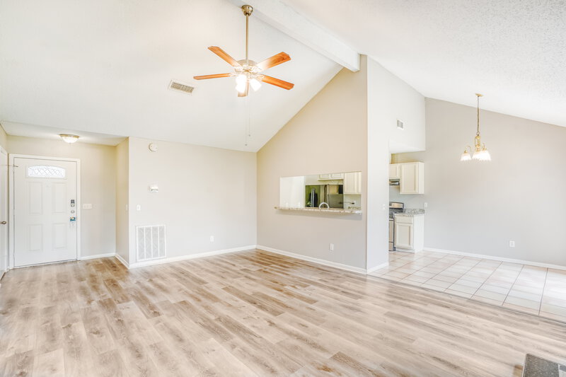 1,775/Mo, 12214 Flaxen Dr Houston, TX 77065 Living Room View 2