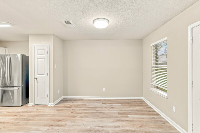 2,125/Mo, 4509 Fox Run St Pearland, TX 77584 Dining Room View
