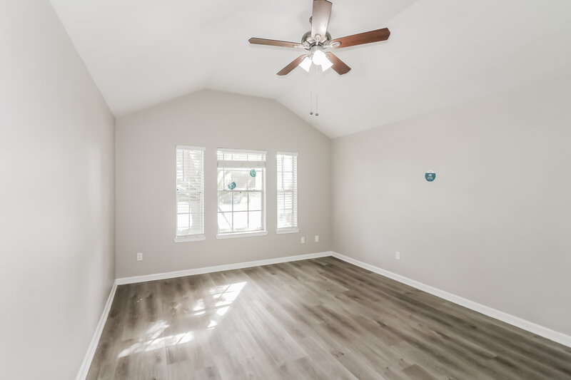 2,140/Mo, 4509 Fox Run St Pearland, TX 77584 Main Bedroom View
