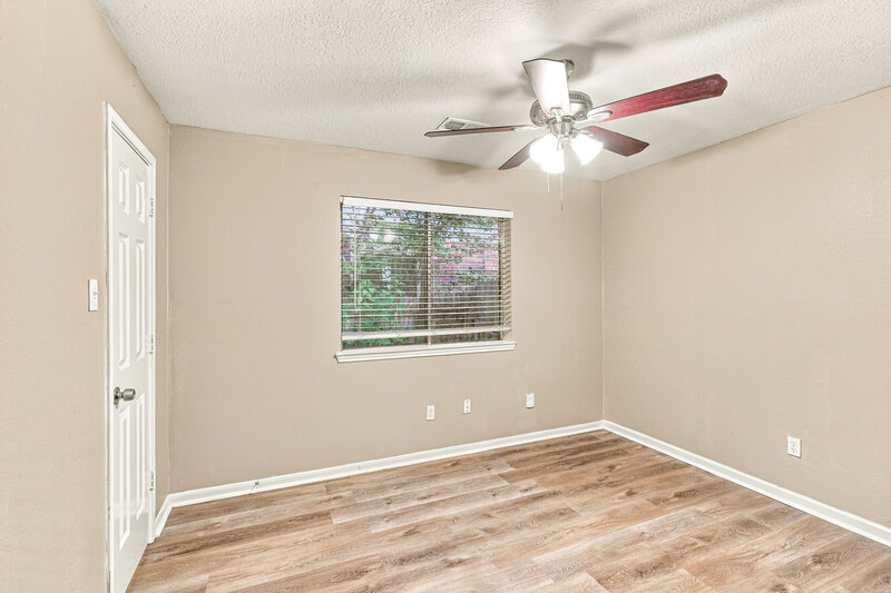 2,125/Mo, 4509 Fox Run St Pearland, TX 77584 Bedroom View
