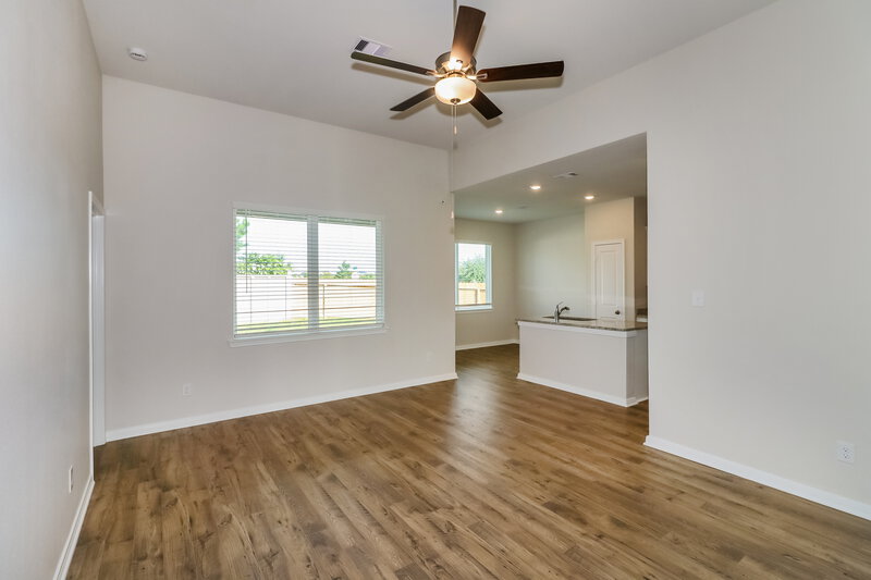 1,895/Mo, 149 Dogwood Point Dr Katy, TX 77493 Living Room View