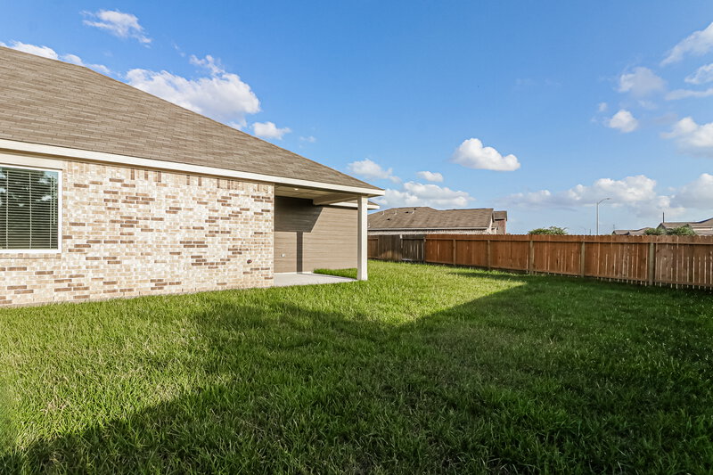 1,995/Mo, 194 Emma Rose Dr Katy, TX 77493 Rear View