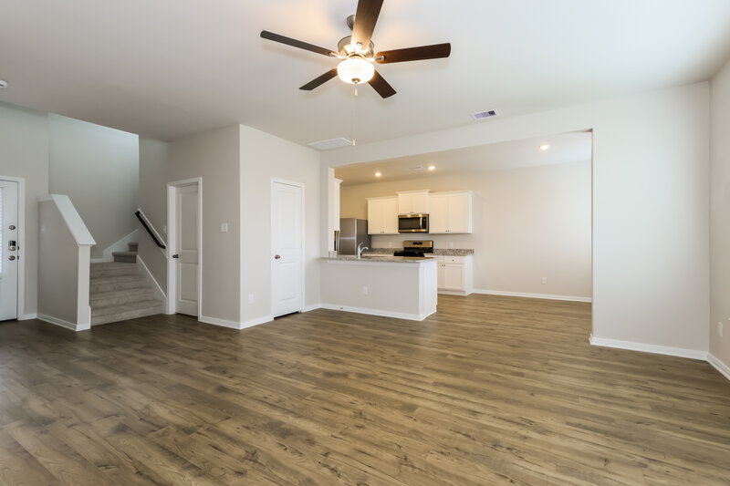 2,250/Mo, 468 Beechwood Hacienda Dr Katy, TX 77493 Living Room View 2