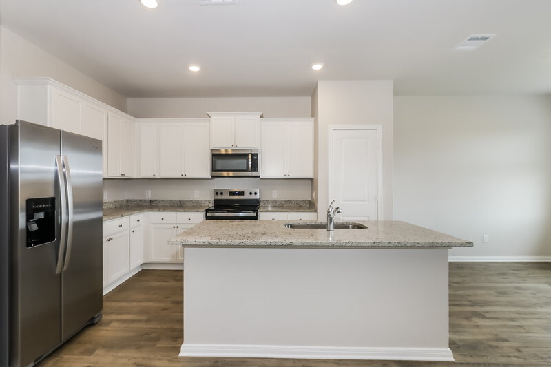 1,850/Mo, 7539 Tipton Meadow Way Richmond, TX 77469 Kitchen View
