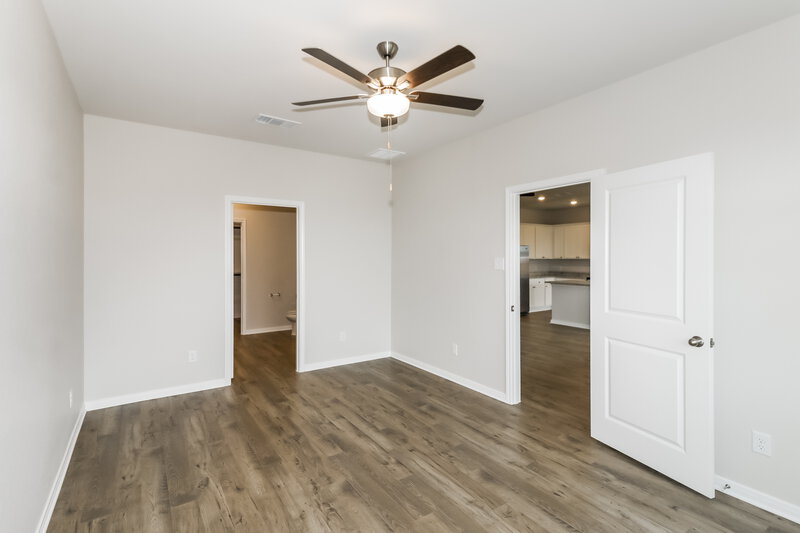 1,850/Mo, 7539 Tipton Meadow Way Richmond, TX 77469 Main Bedroom View 2