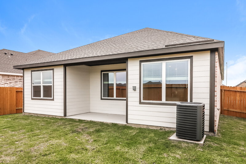 1,850/Mo, 7539 Tipton Meadow Way Richmond, TX 77469 Rear View
