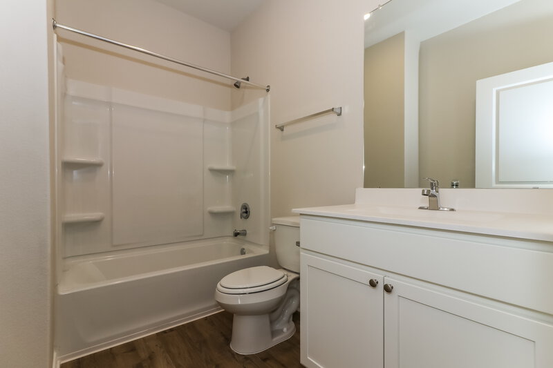 1,895/Mo, 7626 Tipton Meadow Way Richmond, TX 77469 Bathroom View