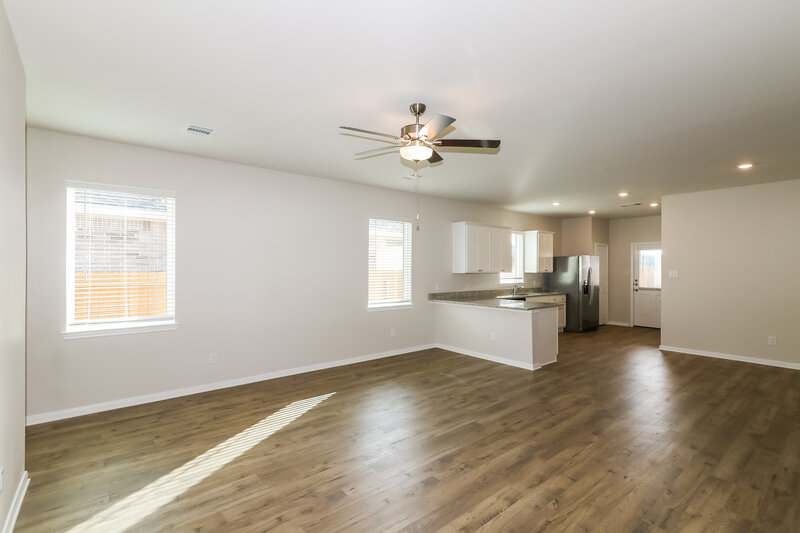 1,895/Mo, 7630 Tipton Meadow Way Richmond, TX 77469 Living Room View 2