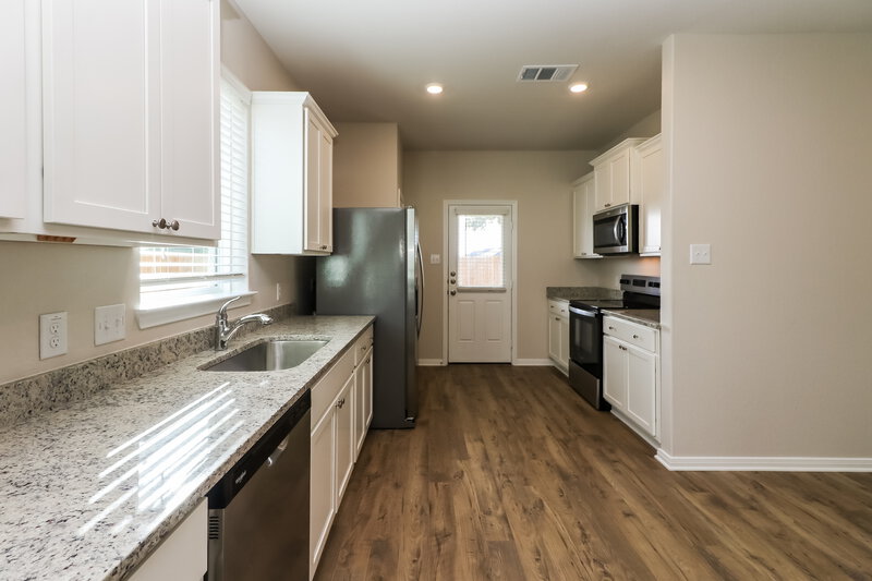 1,895/Mo, 7630 Tipton Meadow Way Richmond, TX 77469 Kitchen View