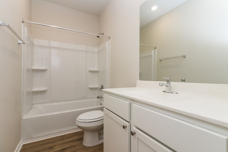 1,895/Mo, 7630 Tipton Meadow Way Richmond, TX 77469 Bathroom View