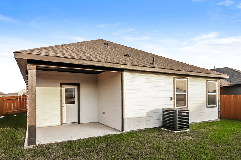 2,040/Mo, 7610 Tipton Meadow Way Richmond, TX 77469 Rear View 2