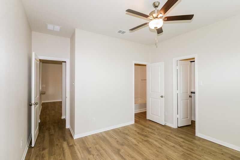 2,215/Mo, 7622 Tipton Meadow Way Richmond, TX 77469 Main Bedroom View